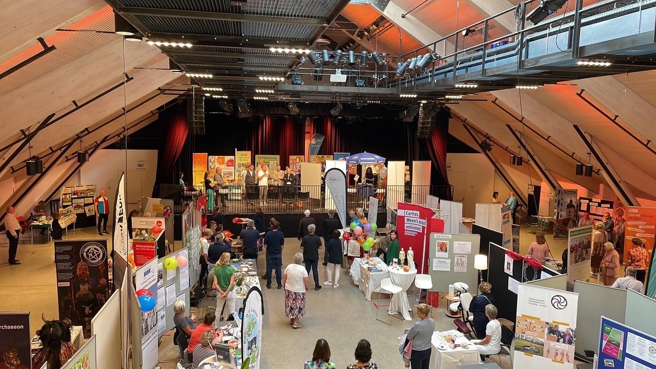 Begrüßung Messe.jpg